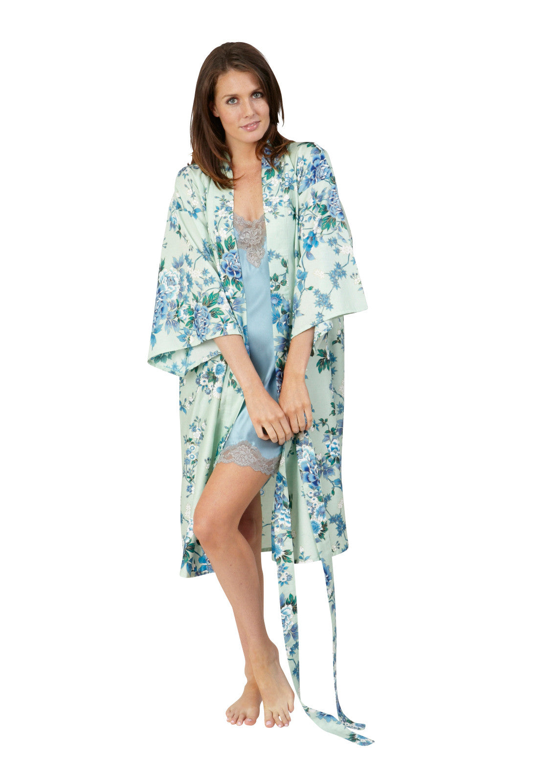 Beautiful Woman Robe Short sexy kimono robe for women – Beautiful Robes